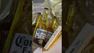 Buqu&ecirc; de Cerveja com Coronas e Mimos