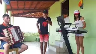 norinha teclas e forró brega x