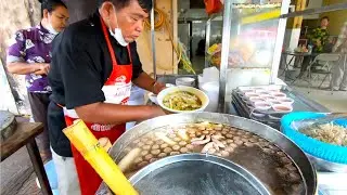 How a simple but popular noodle restaurant opens daily business | Delicious Breakfast in Cambodia