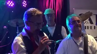 The Cats In The House / Scarlet Ribbons - Cmsv -Zwartemeer