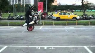 機車花式特技練習 CPI SM250