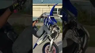 Dirtbike No Hand wheelie