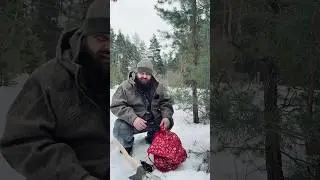 Нашел в лесу мешок деда мороза