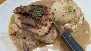 Olive Garden: Stuffed chicken marsala