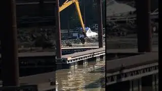 Video taken at 08 23 2018 10:02hrs; Shows pile of mud in middle of marina caused by crane & dredger