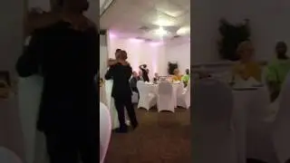 Siri mom dancing