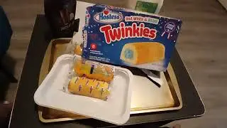 Hostess Red White&Blue Twinkies #hostess#foodie#subscribe