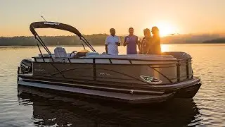 REGENCY 220 DL3 Luxury Pontoon Boat