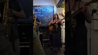 'What's Up' - 4 Non Blondes Cover LIVE at the Louis Marchesi Norwich