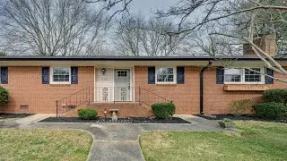 110 Scottsmoor Drive, Charlotte, NC Presented by Carl Maree.