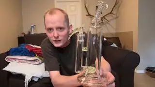 New Bong, First Look And Hit! (Fluid Glass Unboxing 1)