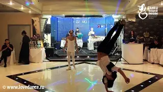 СВАДЕБНЫЙ ТАНЕЦ БРЕЙК-ДАНСЕРОВ! BREAKDANCE WEDDING SHOW!!!