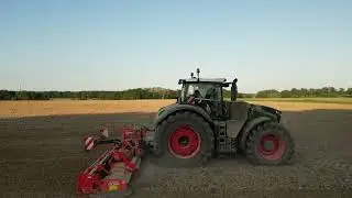 Herse Rotative Maschio de 8m avec Fendt 1050