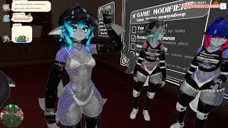 Senpai Can&rsquo;t Handle This Jiggle on Thiccc Thigh Thursday