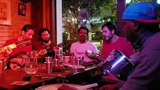 Samba da Gávea em Coração Vulgar de P. da Viola e Pressentimento de E.Medeiros e H.B.de Carvalho