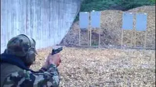 Tir au pistolet dans les KD-BOX (Arm&eacute;e Suisse)