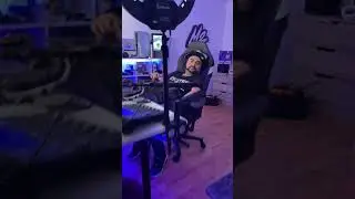 LE DOY UNAS NALGADAS?  