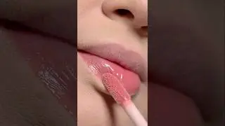 fenty beauty gloss bomb cream 👄 #fentybeauty #shortsfeed #shortvideo #shorts #shortviral #short