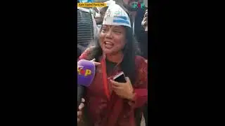 AAP Supporters Rejoice Outside Party Headquarters