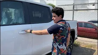 CUAL SERÁ MI NUEVO AUTO? CON EL PADRINITO Y MARKITOS TOYS!
