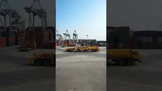 🚚 Two construction trucks collide head-on at container terminal 💥
