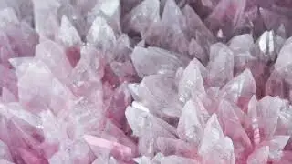 Vibrating crystals - background music