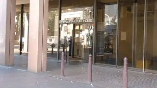 Man allegedly smashes Sydney courthouse with tomahawk