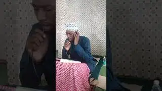 UST. JUMA FAKI AKISOMA QUR'AN NDANI YA MASJID RIYADH