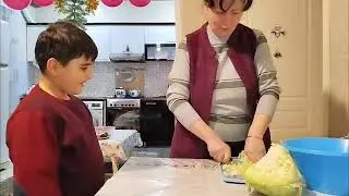 Borş yemeyi və həyətdə razmarin ağacı əkimi 