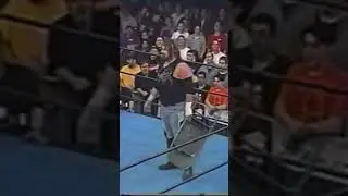 ECW crowd and Balls Mahoney singing Balls Mahoney&rsquo;s theme