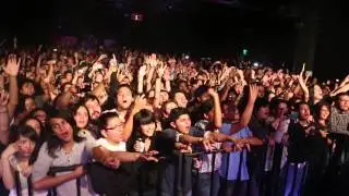 Peter Hook & The Light - Love Will Tear Us Apart - Filmed live on stage in Mexico City - 30/9/13.
