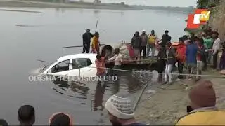 Drowning car recovered from Yamuna river; driver missing