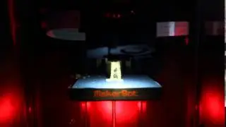 MakerBot Mini Printing a Person
