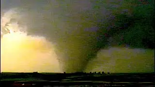 May 7, 1993: Red Cloud, NB Tornado Chase Day | Chuck Robertson