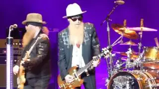 ZZ Top - Catfish Blues -Two Trains Running 9-9-16 Jones Beach, NY