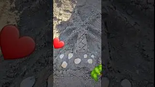 I made a palm tree 🌴🌴 #like #subscribe #viral #foryou #sand #sea #sandcraft #shorts