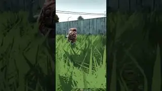 Bridge Worm look at that beast in the Grass! Garry's Mod chase