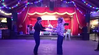 Austin Honky Tonk Two-Step Dance Lessons! 🤠 Beginner Lesson Every Week in Austin, Texas, Come Dance!