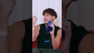 Паркер делает свою первую совместную работу.