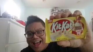 Apple Pie Kit Kat Food Review Live Stream
