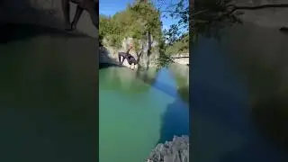 Cliff jumping Corlo, gainer 17 meters.