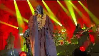 Tiken Jah Fakoly, le monde est chaud.
