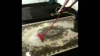 Flushing out shampoo residue from oriental wool rug