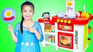 Hana Cooks Pretend Food with Kitchen Toy Set