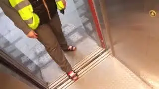 Психанувшая работница РЖД / Dumbass Russian Railway worker karen
