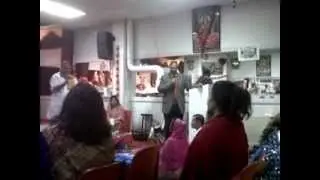 Bhajan Dewmandir de heer  Rabin S. Baldewsingh