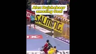 🥅🤾&zwj;♂️ WHAT a GOAL by Alex Dujshebaev ❗#handball #balonmano