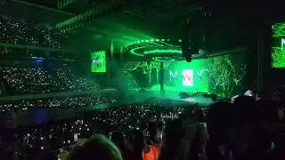 SKZ Maniac Tour in Manila - Filipino crowd loud singing before the concert