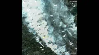 Surrounded by fire: Yellowknife, NWT evacuation; timelapse + satellite
