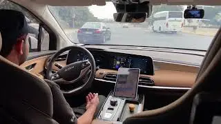 UAE, Abu Dhabi: Txai autonomous cab ride